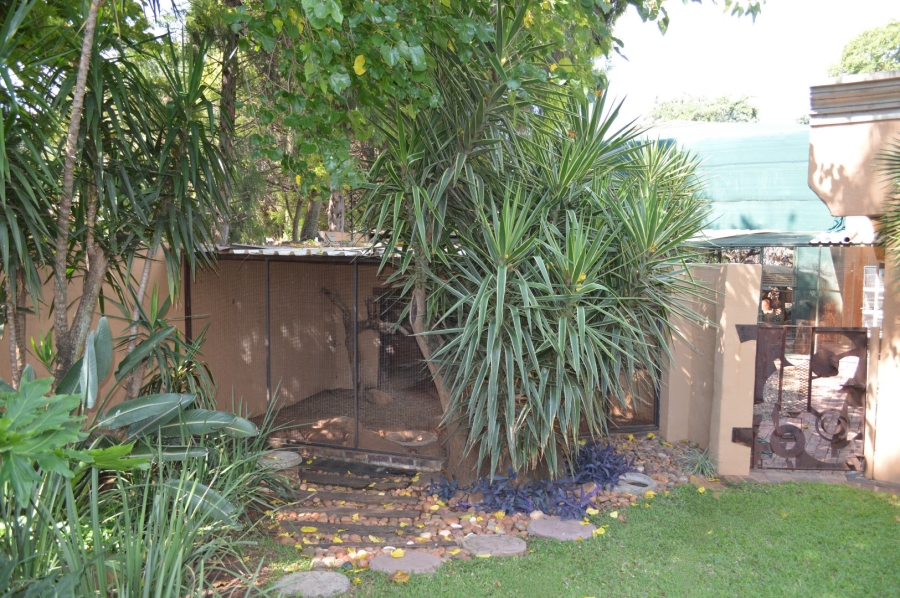 4 Bedroom Property for Sale in Wilkoppies North West